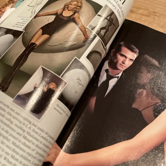 Vanity Fair Madonna 2008 Third annual green issue collectors magazine - Picture 8 of 13